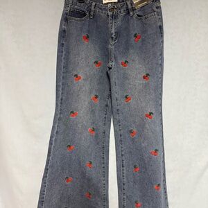 Ashley Mason Baggy Jeans Cherry Embroidered Size 7 / 28 NWT